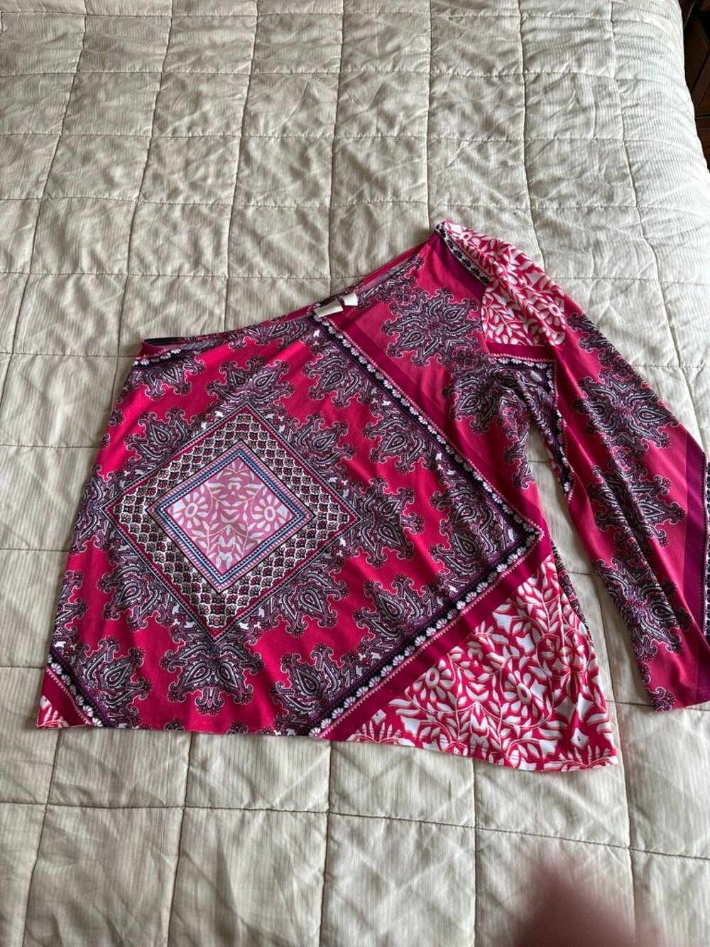 Chico’s Size 4 Pink Paisley One Shoulder Top Womens Plus Asymmetrical Blouse
